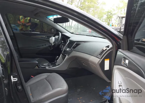 2012 Hyundai Sonata Hybrid из США, поврежденный, VIN KMHEC4A4XCA041249